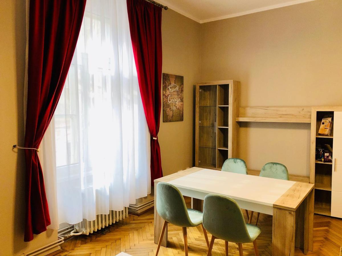 Ultra-Central Apartment Just In Union Squere Timişoara Buitenkant foto