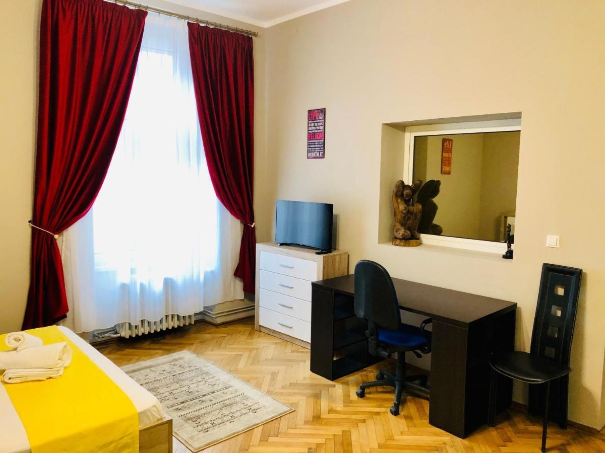 Ultra-Central Apartment Just In Union Squere Timişoara Buitenkant foto