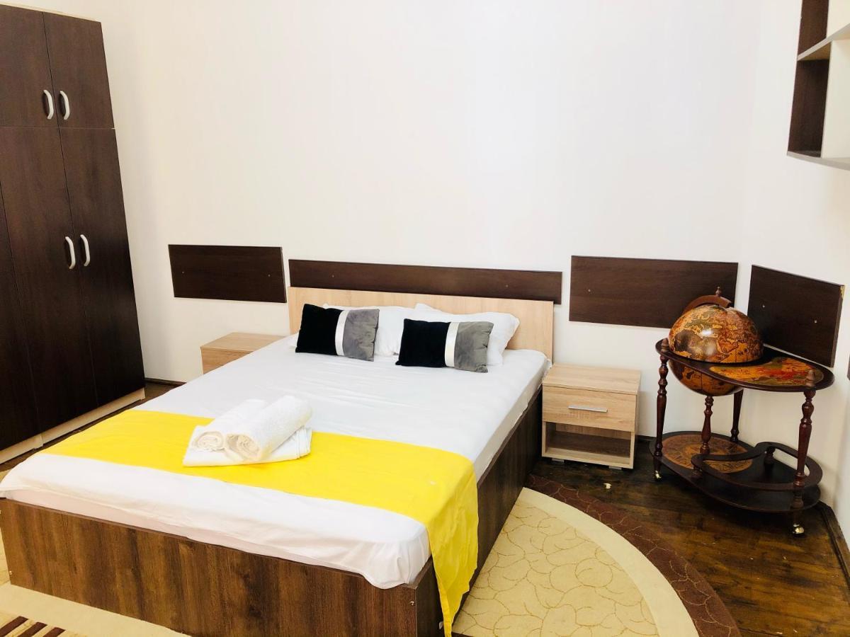 Ultra-Central Apartment Just In Union Squere Timişoara Buitenkant foto
