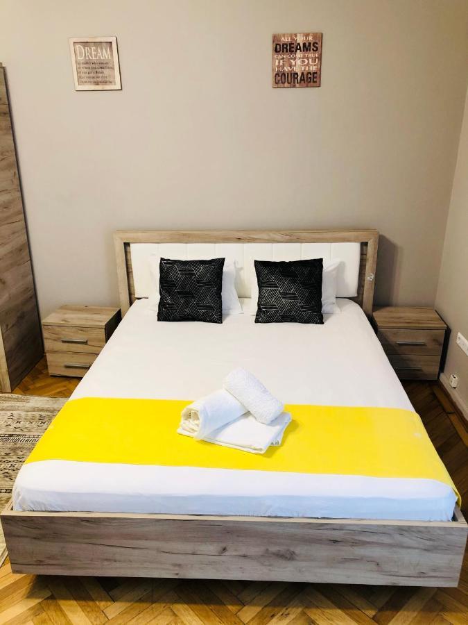 Ultra-Central Apartment Just In Union Squere Timişoara Buitenkant foto