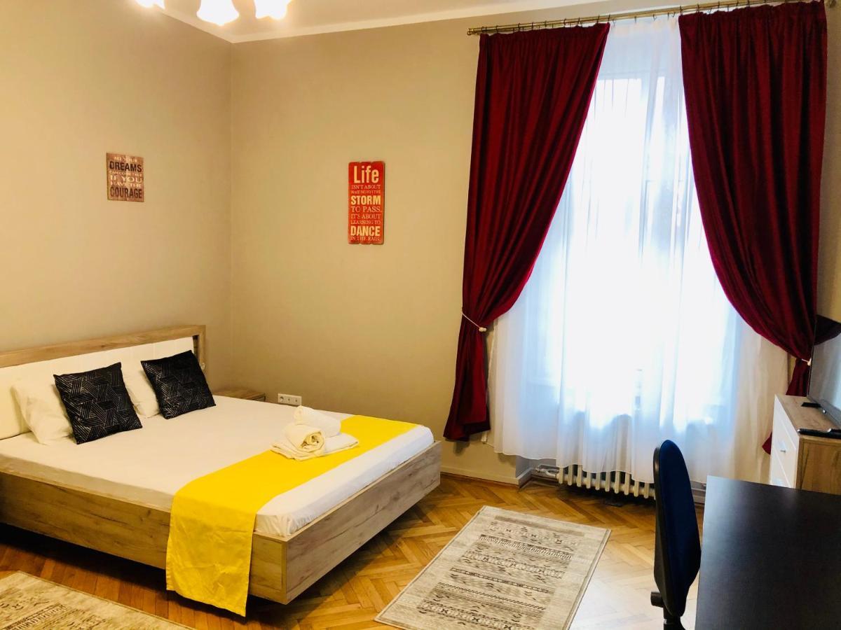 Ultra-Central Apartment Just In Union Squere Timişoara Buitenkant foto