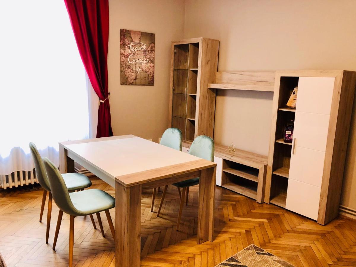 Ultra-Central Apartment Just In Union Squere Timişoara Buitenkant foto