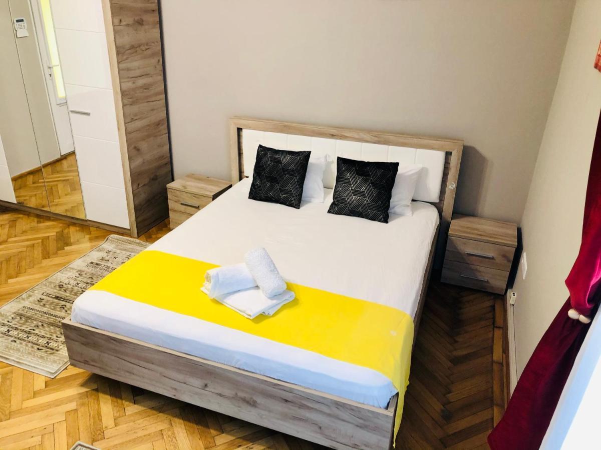 Ultra-Central Apartment Just In Union Squere Timişoara Buitenkant foto